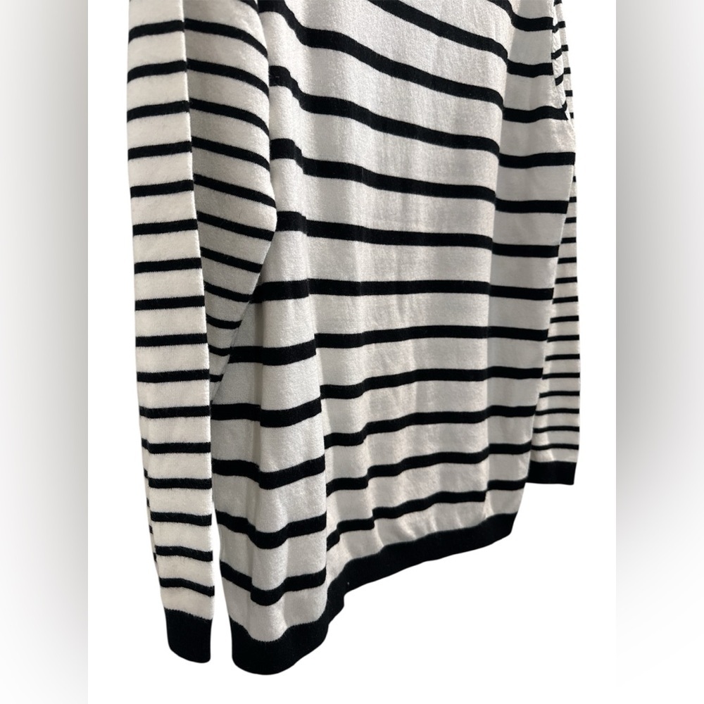 NWT Wanna B Black & Cream Striped Knit Sweater Size L - Picture 4 of 7